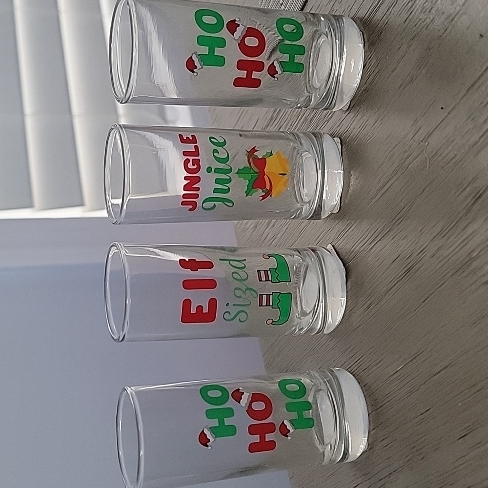 4 Pack 2.5 Oz Holiday Shot Glasses